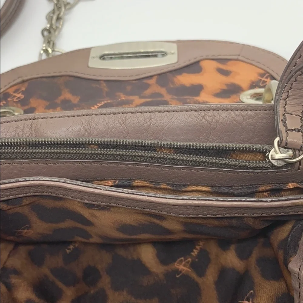 B. Makowsky crossbody bag - Picture 3 of 3